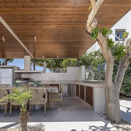 Belle, Where Sea Views Meet Sunset Magic By Etouri Villa Rethimno