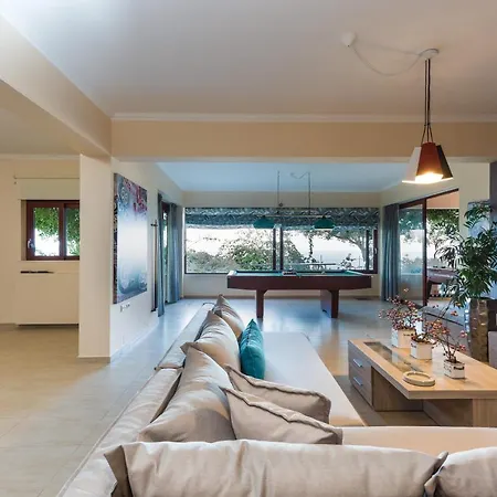 Belle, Where Sea Views Meet Sunset Magic By Etouri Villa