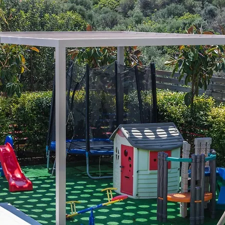 Villa Belle, Where Sea Views Meet Sunset Magic By Etouri *