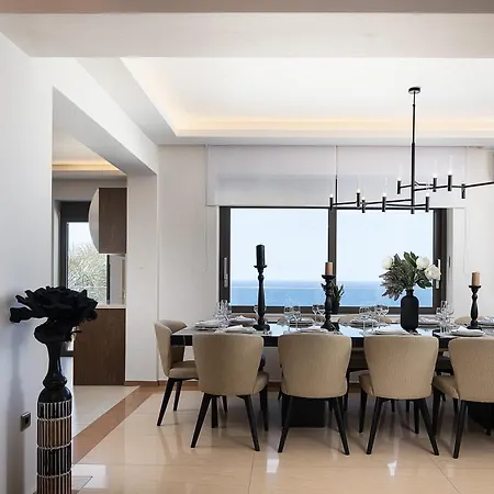 Villa Belle, Where Sea Views Meet Sunset Magic By Etouri *